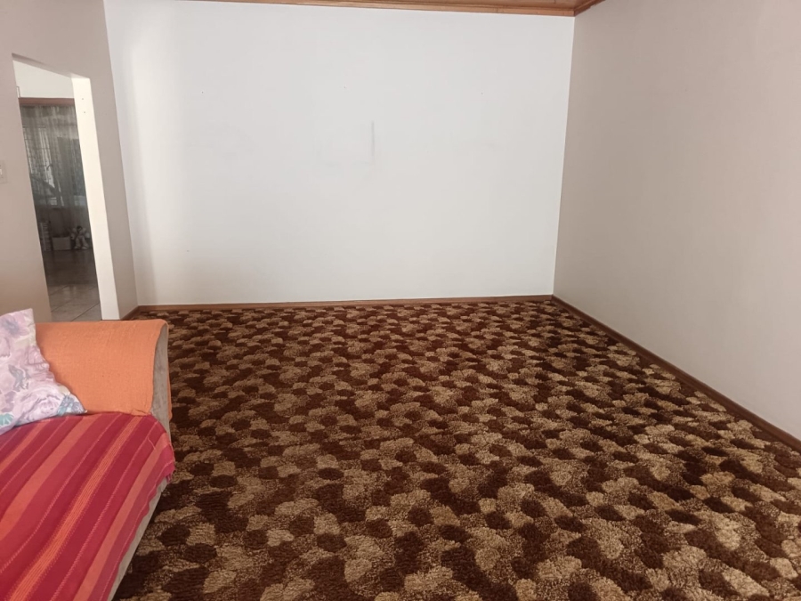 4 Bedroom Property for Sale in Royldene Northern Cape